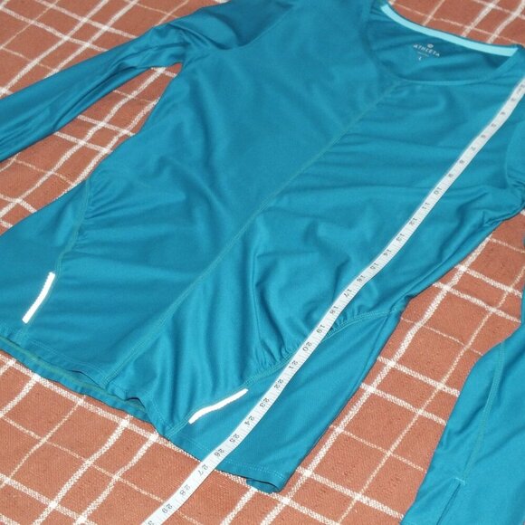 Athleta Wildly Wick It Teal Shirt Size Large - Picture 10 of 13